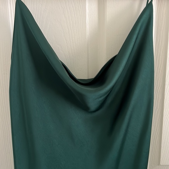 Dress - Picture 2 of 6